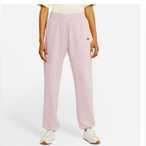 NWT Nike sportswear essential collection fleece pants champagne
